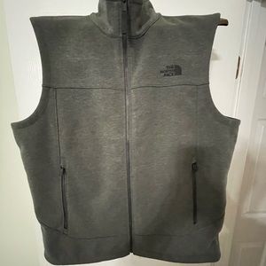 Mens gray North Face vest, like new